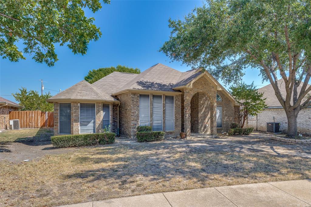Shoreside Dr, Garland, TX 75043