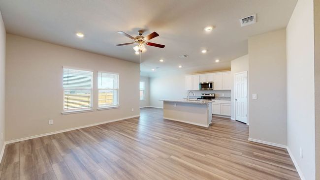 179 Rearden Blvd, House other with 4 bedrooms, 2 bathrooms and 2 parking in Jarrell TX | Image 9