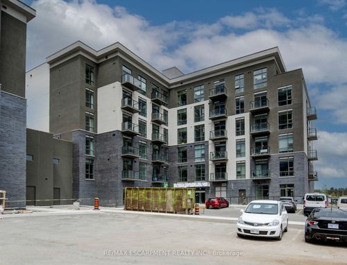 435-10 Mallard Trail, Hamilton, ON, L8B1X3 | Card Image