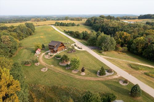 65416 Desoto Bluffs Dr, De Soto, WI, 54624-6502 | Card Image