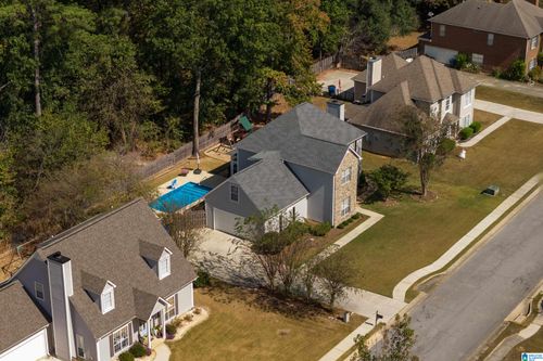 1108 Amberley Woods Dr, HELENA, AL, 35080-3800 | Card Image