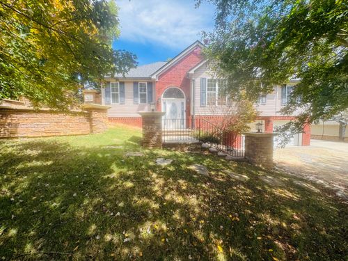 2119 Collins Ln, Soddy Daisy, TN, 37379-3208 | Card Image