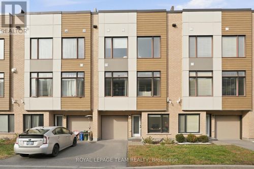 313 Foliage Private, Ottawa, ON, K2H0C5 | Card Image