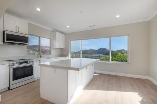 20227 Ash Ln, Escondido, CA, 92029-6429 | Card Image