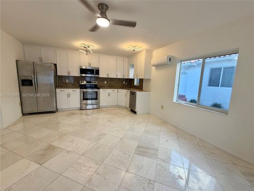 3-1625 Dewey St, Hollywood, FL, 33020-6116 | Card Image