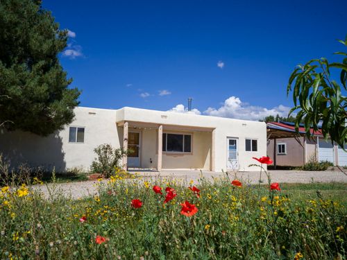 1010 Calle Alvarado, Taos, NM, 87571-4377 | Card Image