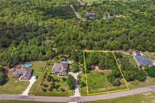 10559 Hampton Ct, Iola, TX, 77861-4848 | Card Image