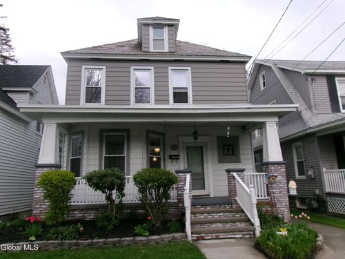 106 Vley Rd, Scotia, NY, 12302-2032 | Card Image