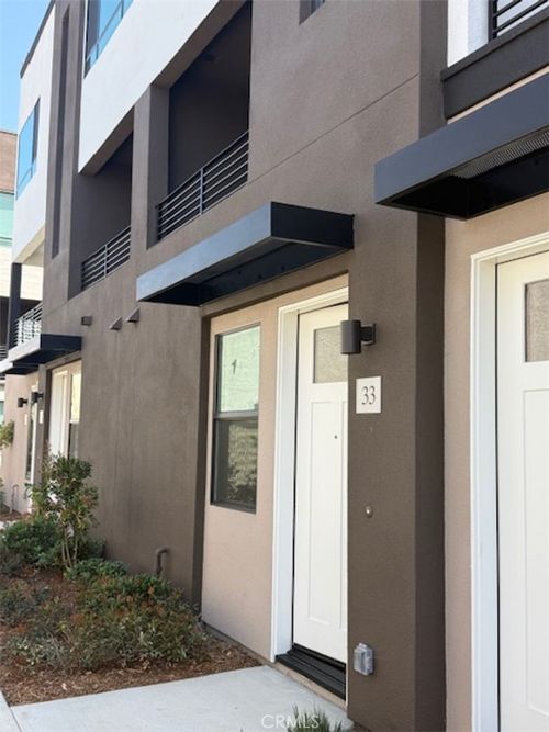 33 Bixsby Drive, Stanton, CA, 90680 | Card Image