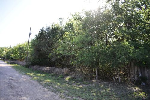 511 Deer Run Trl, Somerville, TX, 77879-5810 | Card Image