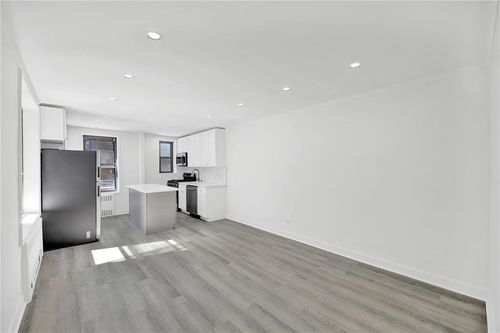 1t-61 Oliver Street, Brooklyn, NY, 11209 | Card Image
