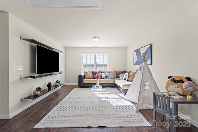 Amazing loft space | Image 22