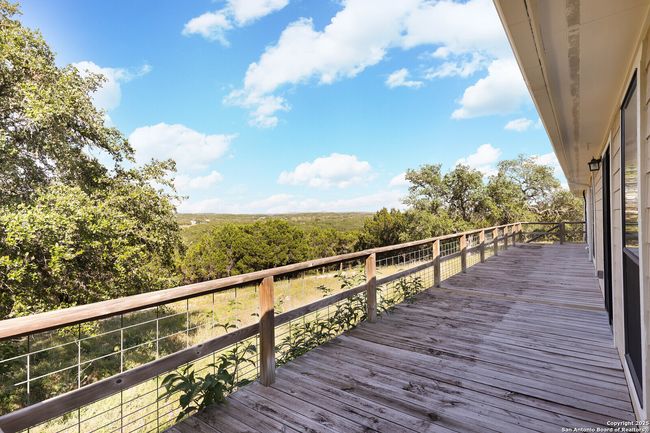 540 Soft Wind, House other with 3 bedrooms, 22 bathrooms and null parking in Canyon Lake TX | Image 12