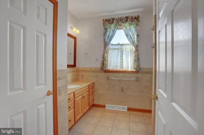 3 Brandon Ln, House other with 4 bedrooms, 4 bathrooms and null parking in Dillsburg PA | Image 46
