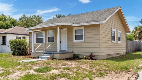 14 W Johnson Ave, LAKE WALES, FL, 33853-4120 | Card Image