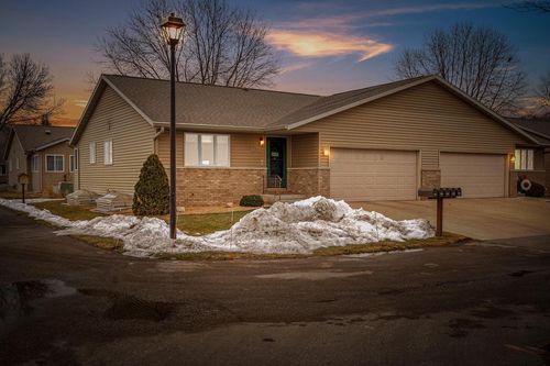 3301 Rosehill Place, La Crosse, WI, 54601 | Card Image