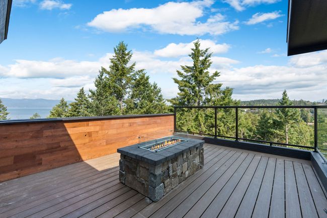 Rooftop Deck 1 | Image 35