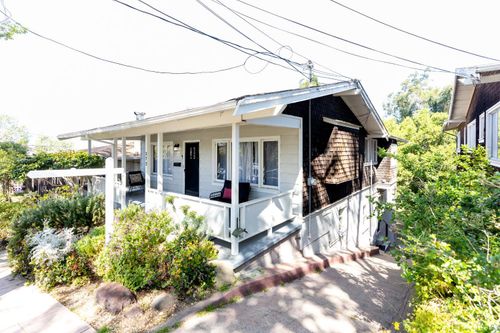 373 Moraga Ave, Piedmont, CA, 94611-3927 | Card Image