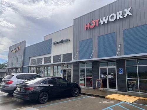 206 S Cities Service Hwy, Sulphur, LA, 70663-6404 | Card Image