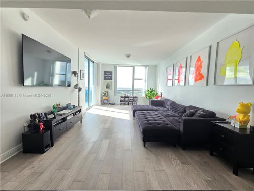 apt-2601n-2641 N Flamingo Rd, Sunrise, FL, 33323-1745 | Card Image
