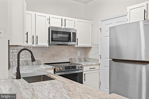 4312-1580 Spring Gate Dr, MCLEAN, VA, 22102-3446 | Card Image