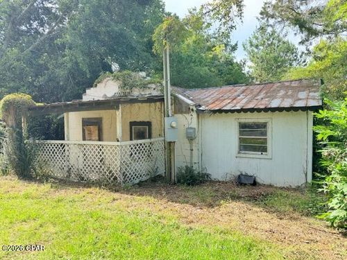 509 W North Ave, Bonifay, FL, 32425-1519 | Card Image