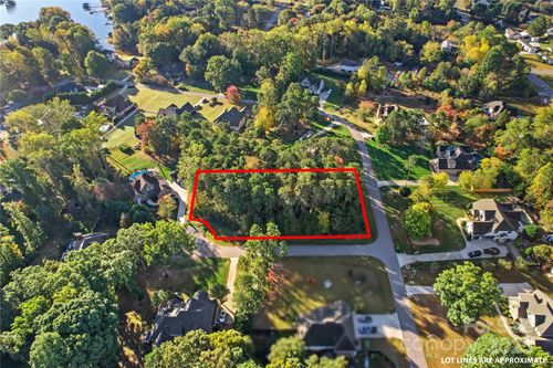 254 Woodstream Cir, Mooresville, NC, 28117-7469 | Card Image