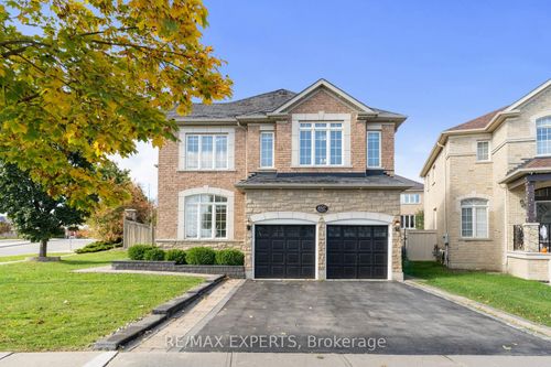 8047 Financial Dr, Brampton, ON, L6Y0M9 | Card Image