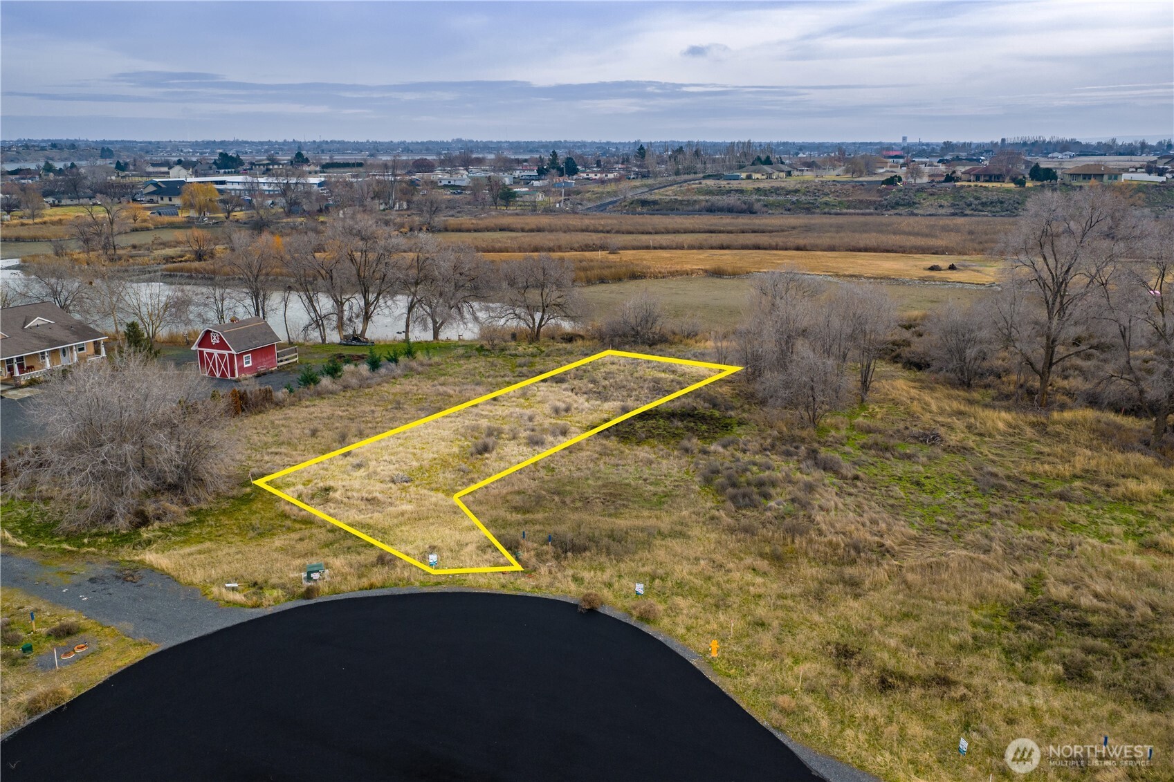 Land in Moses Lake
