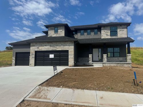 18512 Sycamore Dr, Gretna, NE, 68028-7067 | Card Image