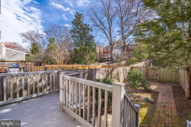 826 S Royal St, Townhouse with 3 bedrooms, 2 bathrooms and null parking in ALEXANDRIA VA | Image 20