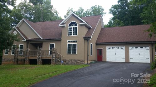 31 Reeds Creek Rd, Fairview, NC, 28730-8730 | Card Image