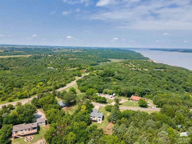 5921 Sharm Dr, House other with 3 bedrooms, 2 bathrooms and null parking in Manhattan KS | Image 49