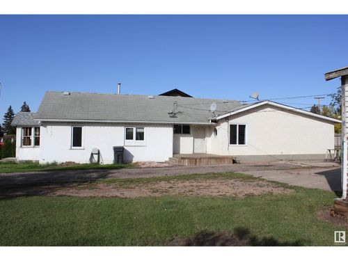 4806 51 Ave, Elk Point, AB, T0A0B9 | Card Image