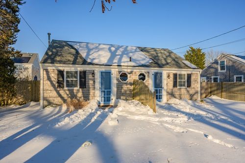 20-22 Lorena Rd, West Yarmouth, MA, 02673-5535 | Card Image