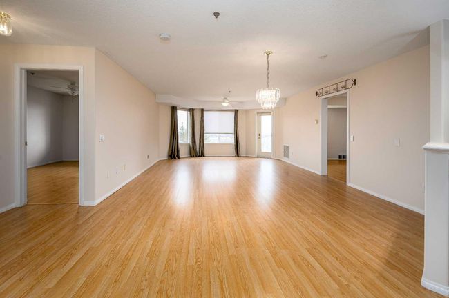 2131 - 1818 Simcoe Boulevard Sw, Condo with 2 bedrooms, 2 bathrooms and 1 parking in Calgary AB | Image 4