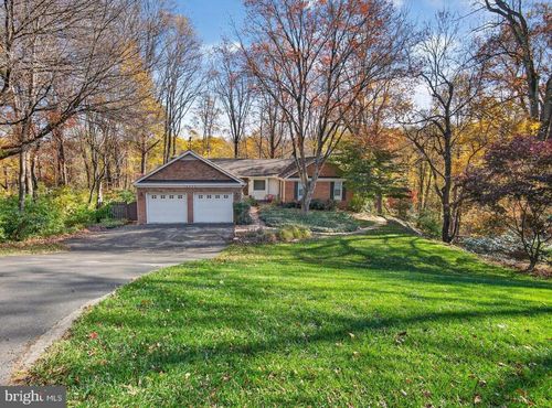 10223 Cedar Pond Dr, VIENNA, VA, 22182-2906 | Card Image