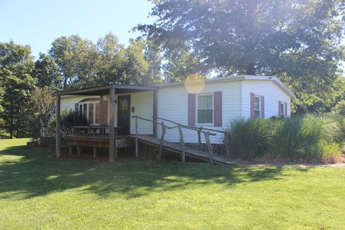 3042 Five Mile Creek Road, Salem, IL, 62881 | Card Image
