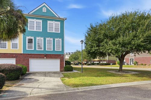 9210 Southern Oak Ln, Ladson, SC, 29456-5531 | Card Image