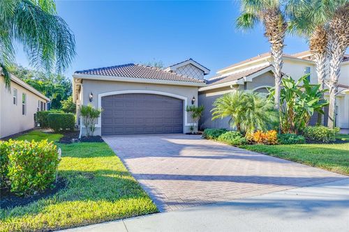 6542 Marbella Dr, NAPLES, FL, 34105-5041 | Card Image