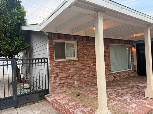 16823 Simonds St, Granada Hills, CA, 91344-4360 | Card Image