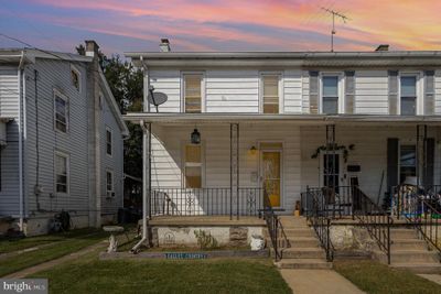 61 W Slokom Avenue, Home with 3 bedrooms, 1 bathrooms and null parking in CHRISTIANA PA | Image 1