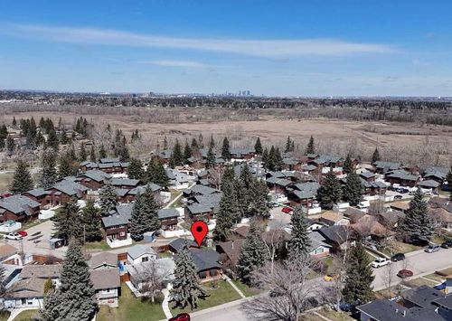 44 Midglen Drive Se, Calgary, AB, T2X1G7 | Card Image
