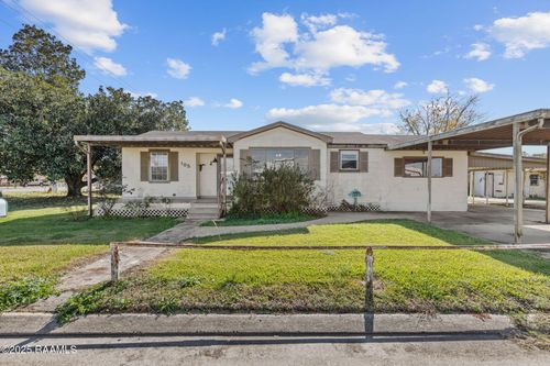 105 Aucoin Ln, Morgan City, LA, 70380-6227 | Card Image