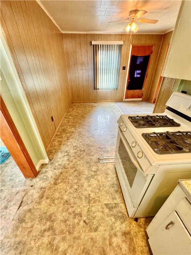 405 15 Th St, House other with 1 bedrooms, 1 bathrooms and 2 parking in North Apollo PA | Image 11