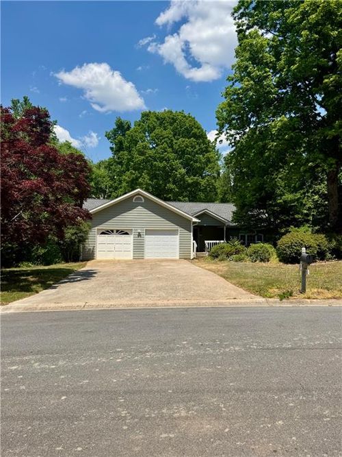 910 Thousand Oaks Dr, Lawrenceville, GA, 30043-3120 | Card Image