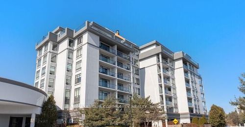 519-11121 Yonge St, Richmond Hill, ON, L4C0S7 | Card Image