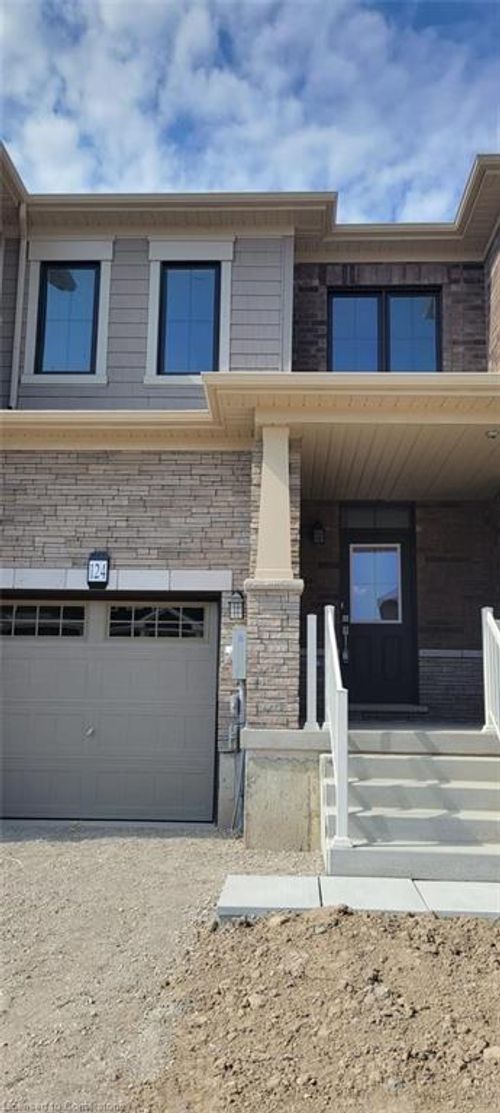 124 Granville Cres, Caledonia, ON, N3W0J7 | Card Image