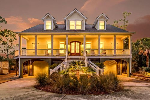 1924 Shields Ln, Mount Pleasant, SC, 29466-8686 | Card Image