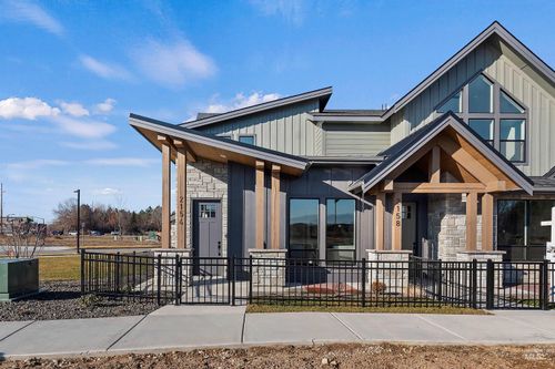 2045 W Freya Ct, Eagle, ID, 83616-1310 | Card Image